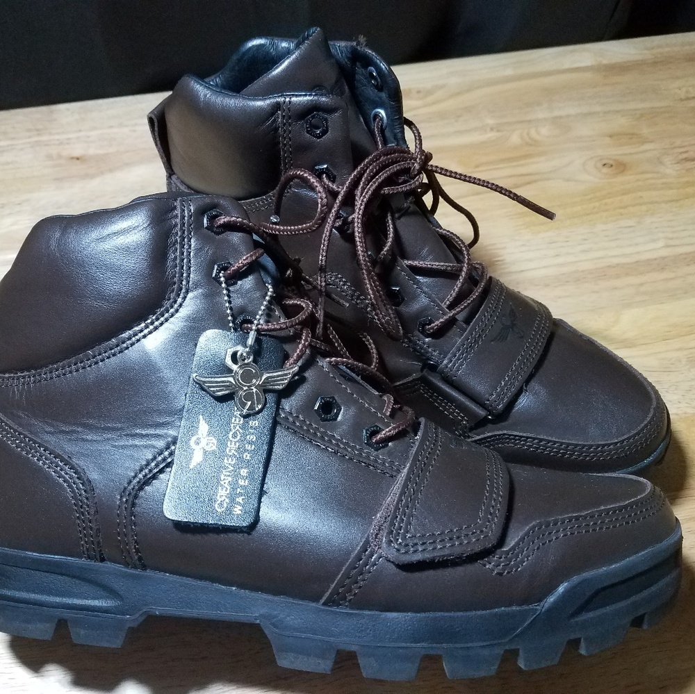Excellent Condition Creative Recreation Boots 10